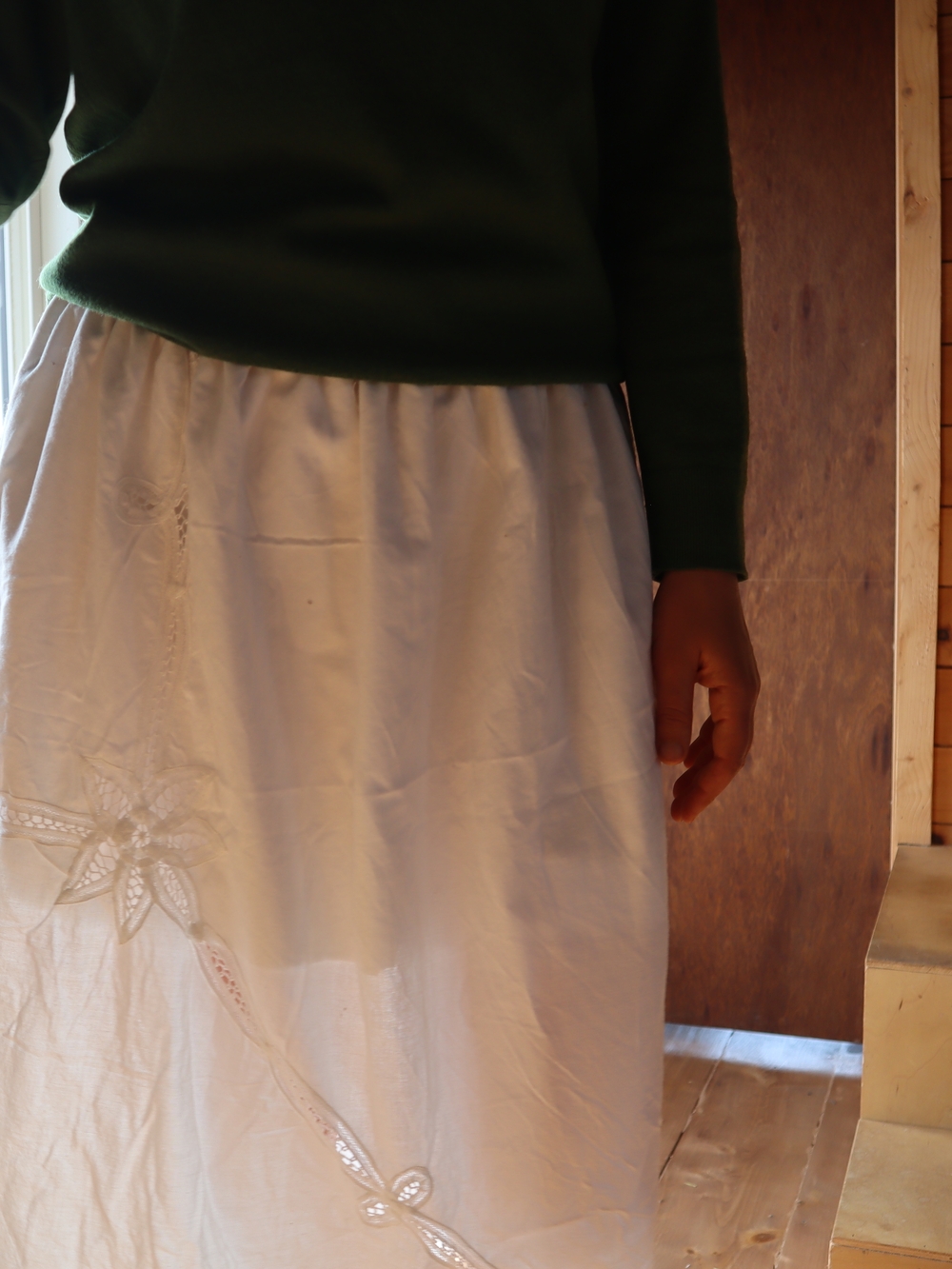 Upcycled Lace Tablecloth Skirt White Embroidered Maxi Skirt M • L • XL - Picture 6 of 12